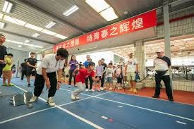 三王节快乐 🫅🏼🫅🏽🫅🏿 🎁你想为球队向梅尔乔尔、加斯帕和巴尔塔萨讨什么礼物？ 来源：每日体育报